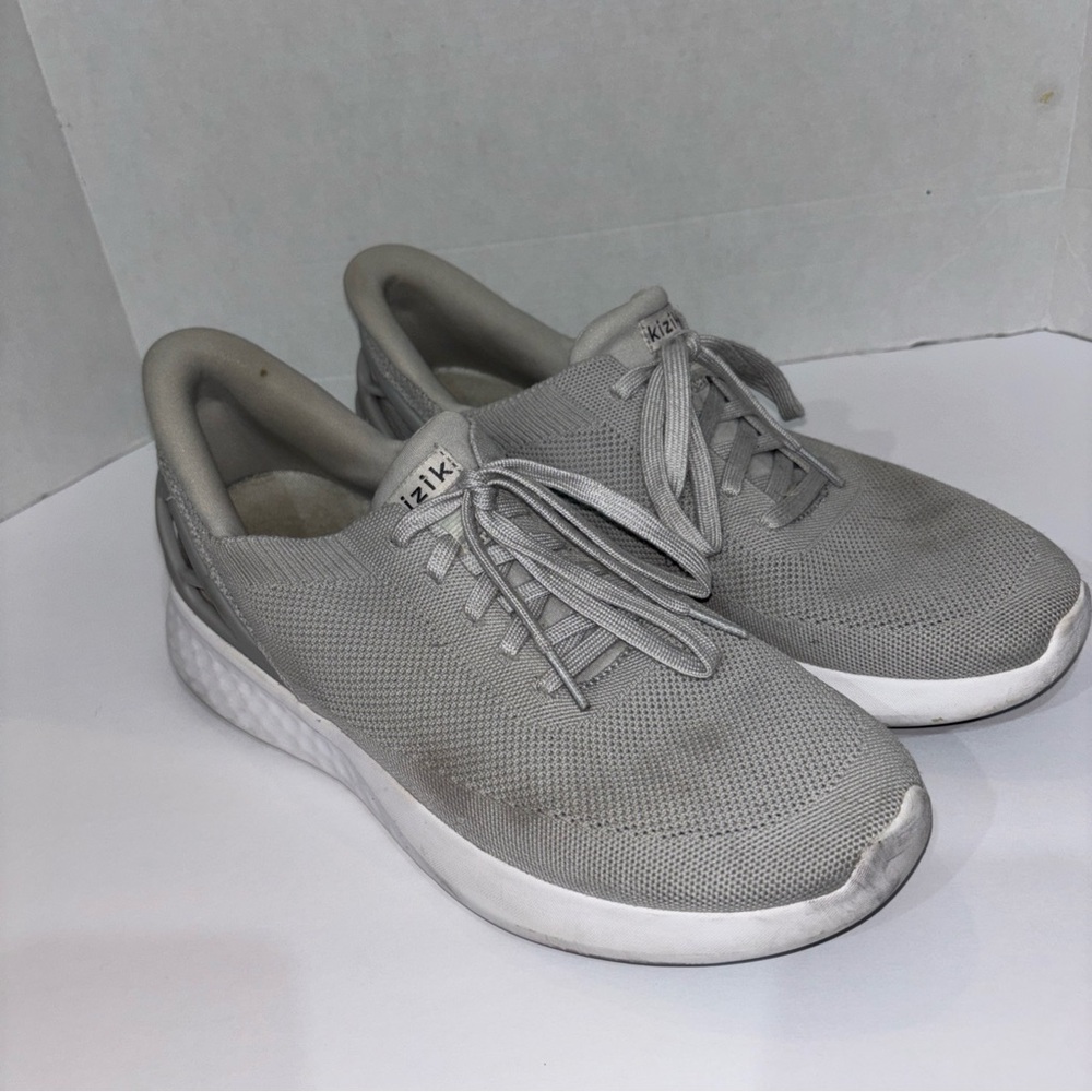 Kizik Athens Athletic Sneakers Unisex M-10 W-11.5 Gray #13FCDATHLG01-1D